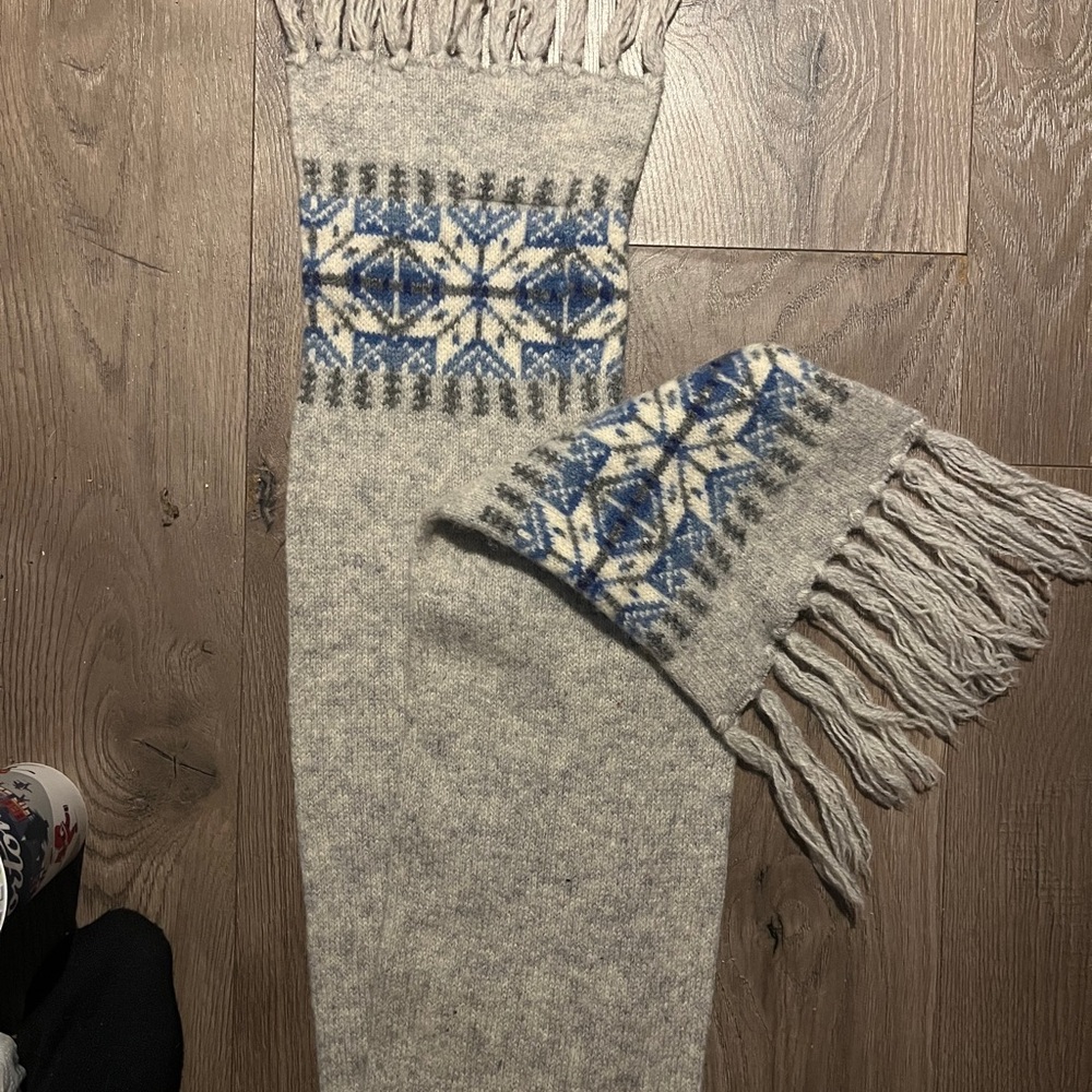 Scarf Shetland wool from Scotland Fair Isle pattern timeless greys and blue - Picture 5 of 9